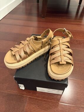New Rag & Bone park sandal tan color size eu 37 us 7 shoes platform